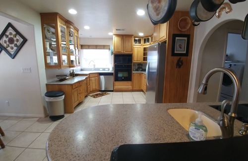 Greenehaven House | Exceptional Lake Powell View Home, lots of parking!