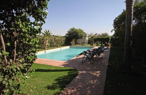 Issen Villa | Exceptionnelle Villa duplex 3 ch avec piscine privée dans résidence fermée
