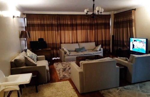 Kileleshwa Apartment | Exclusive 3bedroom Apartment
