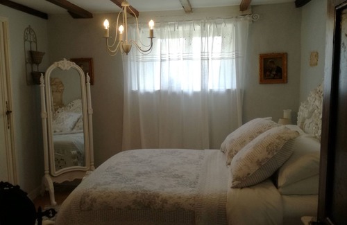 Saint-Eutrope-de-Born Cottage | Exclusive Adults only Beautiful French Cottage