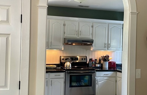 Old Town Cottage | Exclusive Five Star CarriageHouse! Featured in March 2023 PineStraw Magazine!