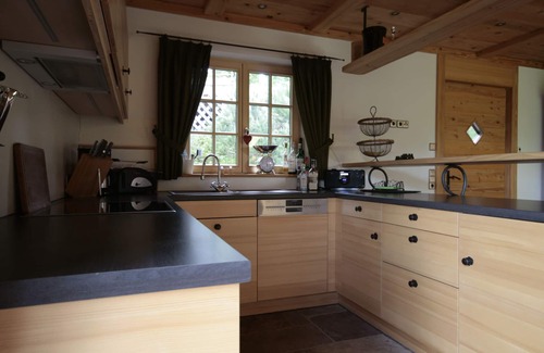 Neuweiler House | Exclusive house, detached, on the edge of the forest, high-quality furnishings, sauna