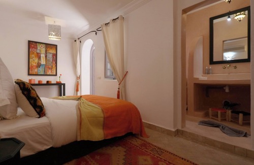 Zaouia Sidi Rhalem House | Exclusive Riad Couleur Médina with Heated Pools, Jacuzzi & Spa