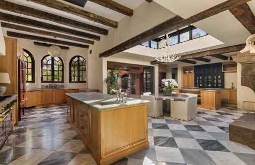 Fairbanks Ranch House | Exclusive Spanish Mediterranean Mansion