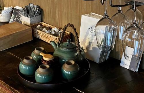 Shimizu Ward Villa | Exclusive Stay in a 120-Year-Old Art-Filled Inn