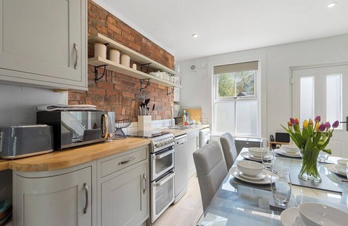 Exeter House | Exe Riverside Retreat - Short Stays UK Ltd