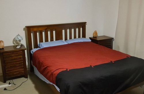 Berwick House | Executive Berwick home. 2 Storeys large lounge + office area. Suit professional