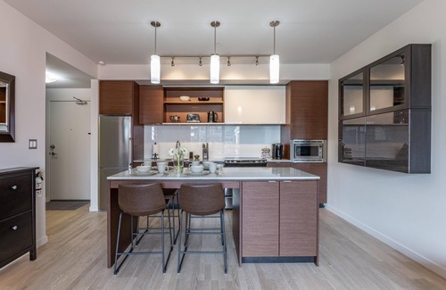 Downtown Victoria Condo | Executive Condo in Old Town