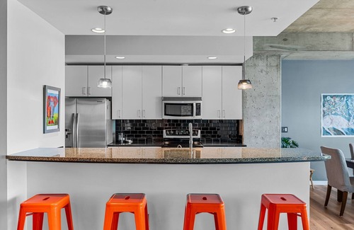 LoDo Condo | Executive Downtown Denver Condo - Amazing Views - Gym - Dog Friendly