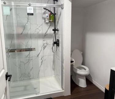 West Edmonton Apartment | Executive Family Haven Short Stay 2 Bedrooms