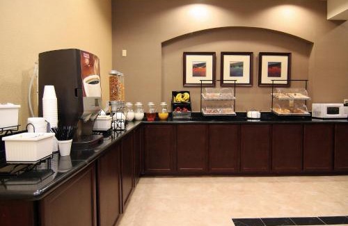Marlin Hotel | Executive Inn & Suites