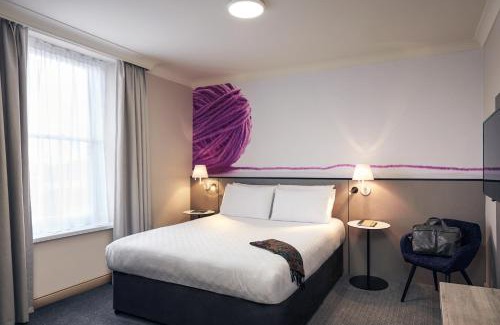 Exeter Hotel | Exeter Rougemont Hotel by Sunday