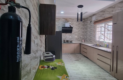 Abuja Apartment | Experience exquisite hospitality when you stay with us.