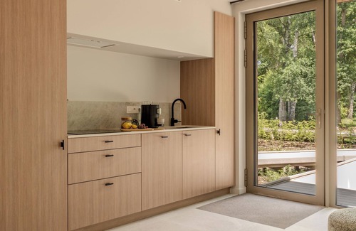 Zolder House | Experience luxury and accessibility in the Accessible Suite, perfect for a comfortable and stylish vacation.