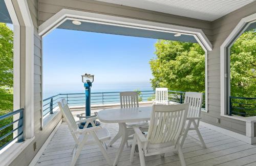 Port Sheldon House | Experience luxury at Lakefront Villa