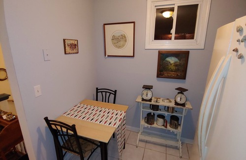 Marine City Apartment | Experience Marine City at The Inn On Broadway