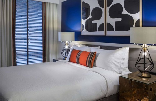 Dupont Circle Hotel | Experience Soothing Moments! w/Pool, Pet-Friendly, Near The White House!