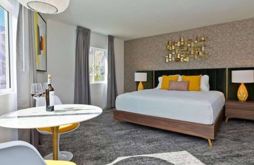 Little Tuscany House | Experience The Magic Of Palm Springs | Pool
