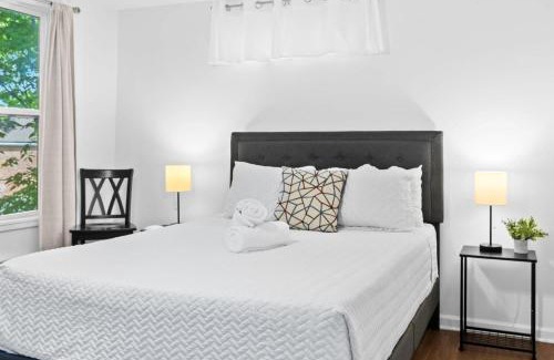 Phoenix Hill Apartment | Experience the Unique Re-Nu Shipping Container #6