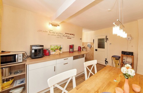 Bernkastel House | "Experience unforgettable days in our vacation apartment in the old town in the historic