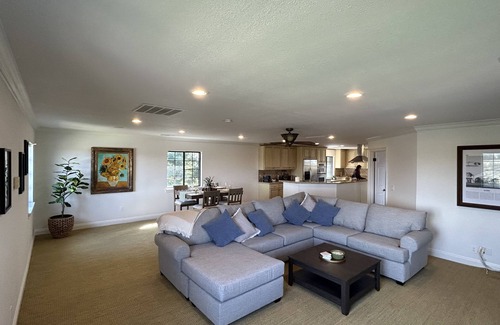 Victor House | Experience Vineyard Home in Lodi Wine Country