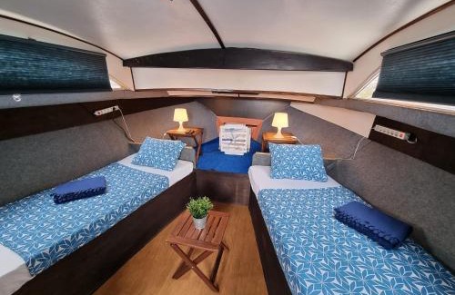 Gijon City Centre Boat Rental | Experiencia en el mar Gijon C