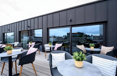 Jewish Quarter Apartment | Explore Downtown Antwerp! 4 Large Units w/Kitchen! Covered Parking, Bike Rental