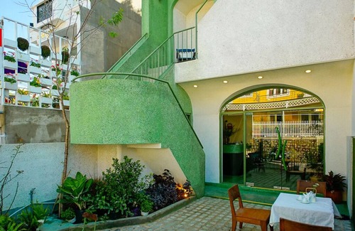 Da Lat House | Explore&EnJOY- CIRCLE CHIQUILLA - AMARILLO