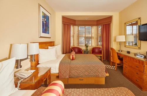 Gayborhood Hotel | Explore More of Philadelphia! Pet-friendly Property Near National Liberty Museum