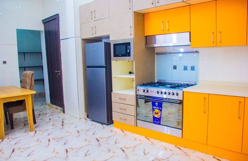 Orozo Apartment | Exquisite Family size Villa with proximity to city center & entertainment park