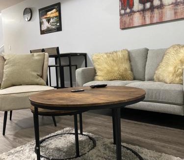 Saskatoon Apartment | Exquisite Guest suite in Saskatoon