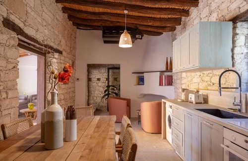 Agios Tychon House | Exquisite Modern Village House with Private jacuzzi pool