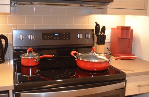 Fort Gary Condo | Exquisitely furnished 2-bedroom condo @ Bridgwater!