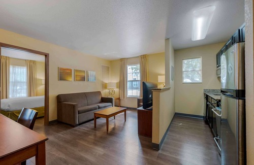 West Dundee Hotel | Extended Stay America Suites Chicago Elgin West Dundee