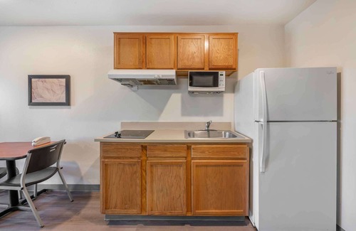 Sanford Hotel | Extended Stay America Select Suites - Orlando - Sanford - Airport