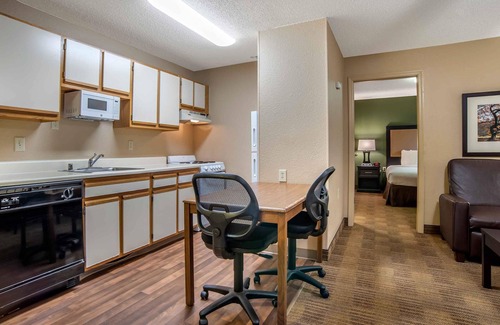 Willowbrook Hotel | Extended Stay America Select Suites - Houston - Willowbrook - HWY 249
