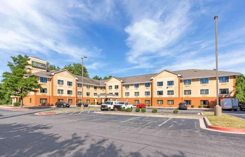 Lake Arbor Hotel | Extended Stay America Suites - Washington, DC - Landover