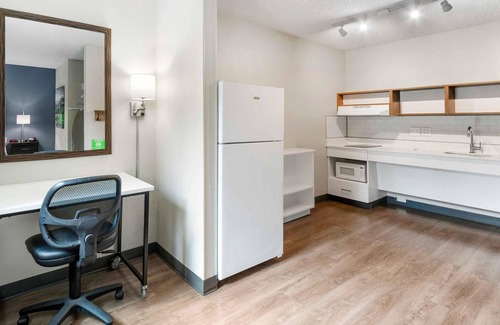 Miami Springs Hotel | Extended Stay America Premier Suites - Miami - Airport - Miami Springs