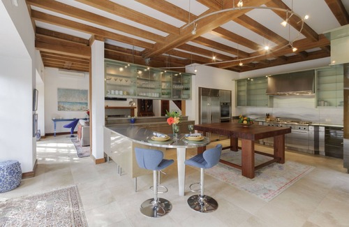 Hamilton Parish House | Extraordinary Bermuda retreat w/large cave, panoramic pool and viewing deck.