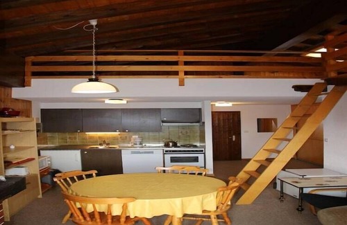 Sion Apartment | Extravagant apartment with view