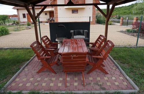 Demjen Apartment | FŰZFA VENDÉGHÁZ