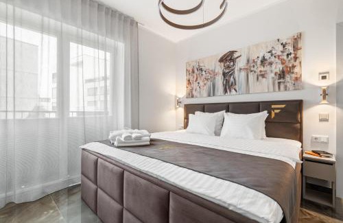 Tartu Apartment | F-Apartments - Emperor Size Bed, City Center, Contactless