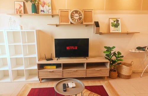 Cyberjaya Apartment | F1-10-02 Nightingale StudioTamarindWi-FiNETFLIXParking