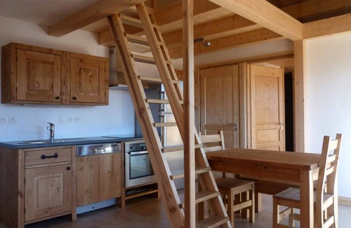 Combloux Ski Chalet | F2 apartment in chalet facing Mont Blanc (pets not allowed)