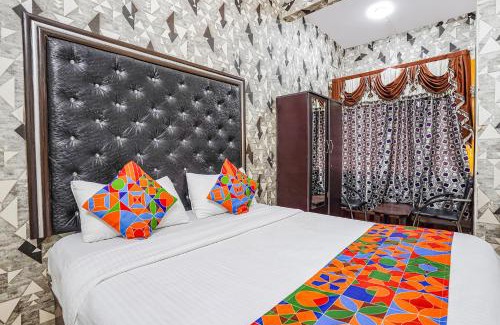 Yeshwanthpur Hotel | FabExpress Pavithraa Edition - Nr Yeshwantpur Circle