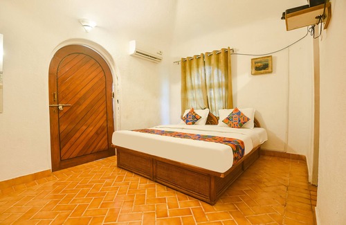 Baga Hotel | Fabexpress Royal Baga Residency