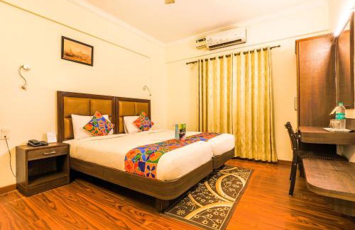 Bellandur Hotel | FabExpress Sri Krishna Suites - Bellandur