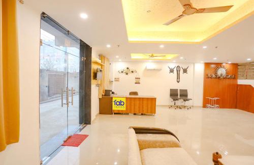 Dwarka Hotel | FabExpress Taj Residency - Nr Yashobhoomi Convention Centre