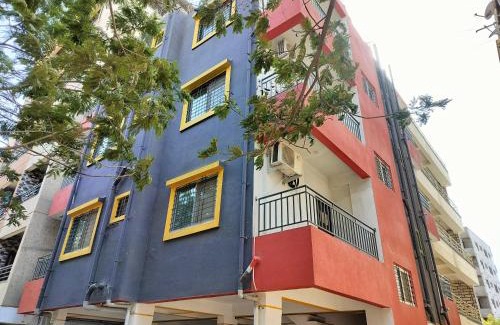 Tathawade Hostel | FabHotel Bizstay Executive