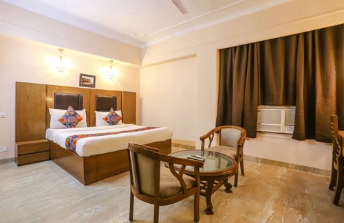 Sushant Lok Hotel | FabHotel Comfort Residency II